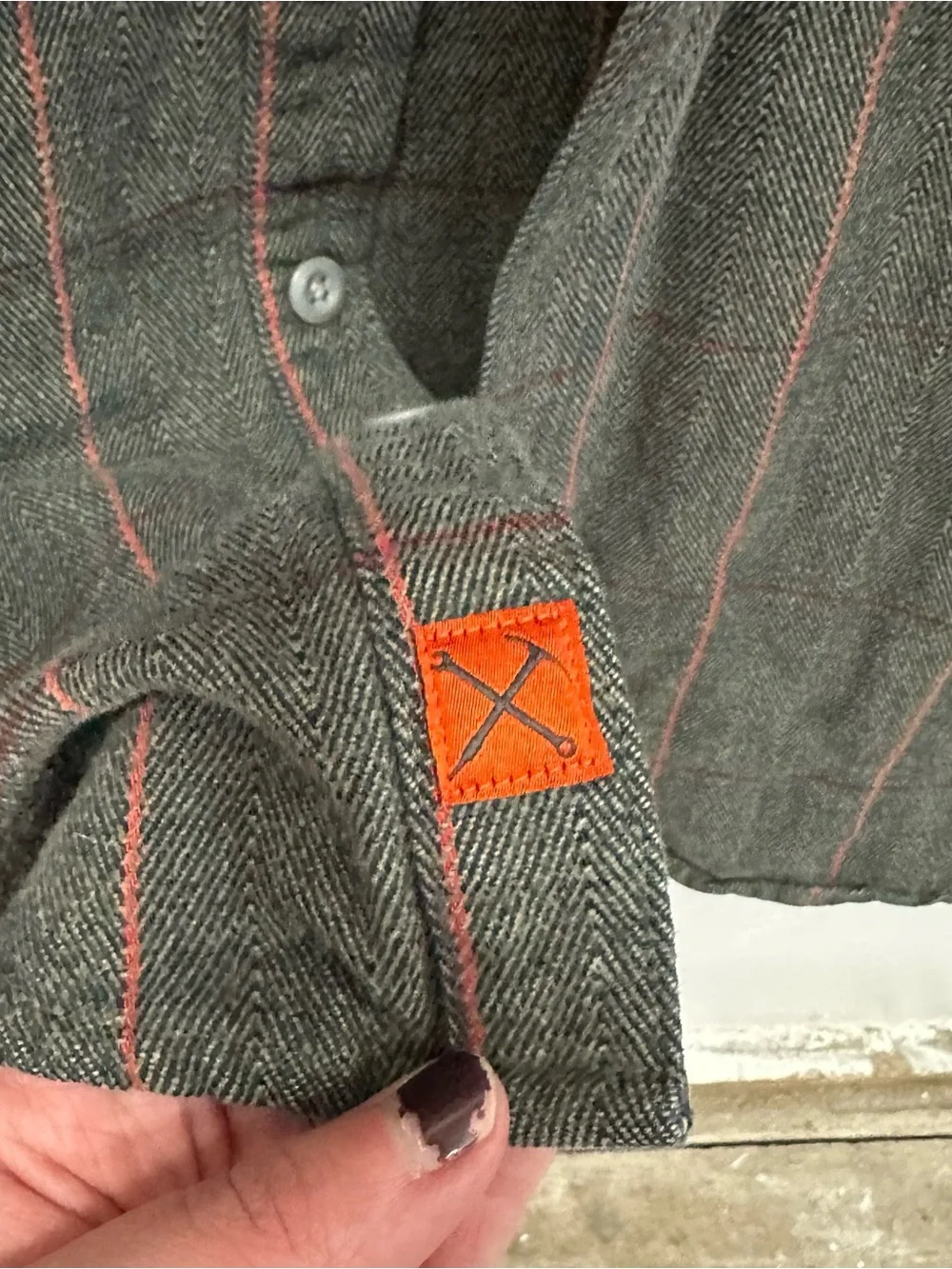 Mountain hardwear men’s thick flannel shirt size medium herringbone